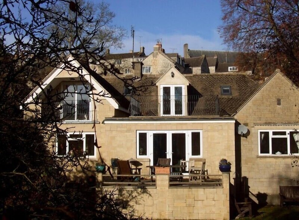 Tibbiwell Lodge - B&B 14/16