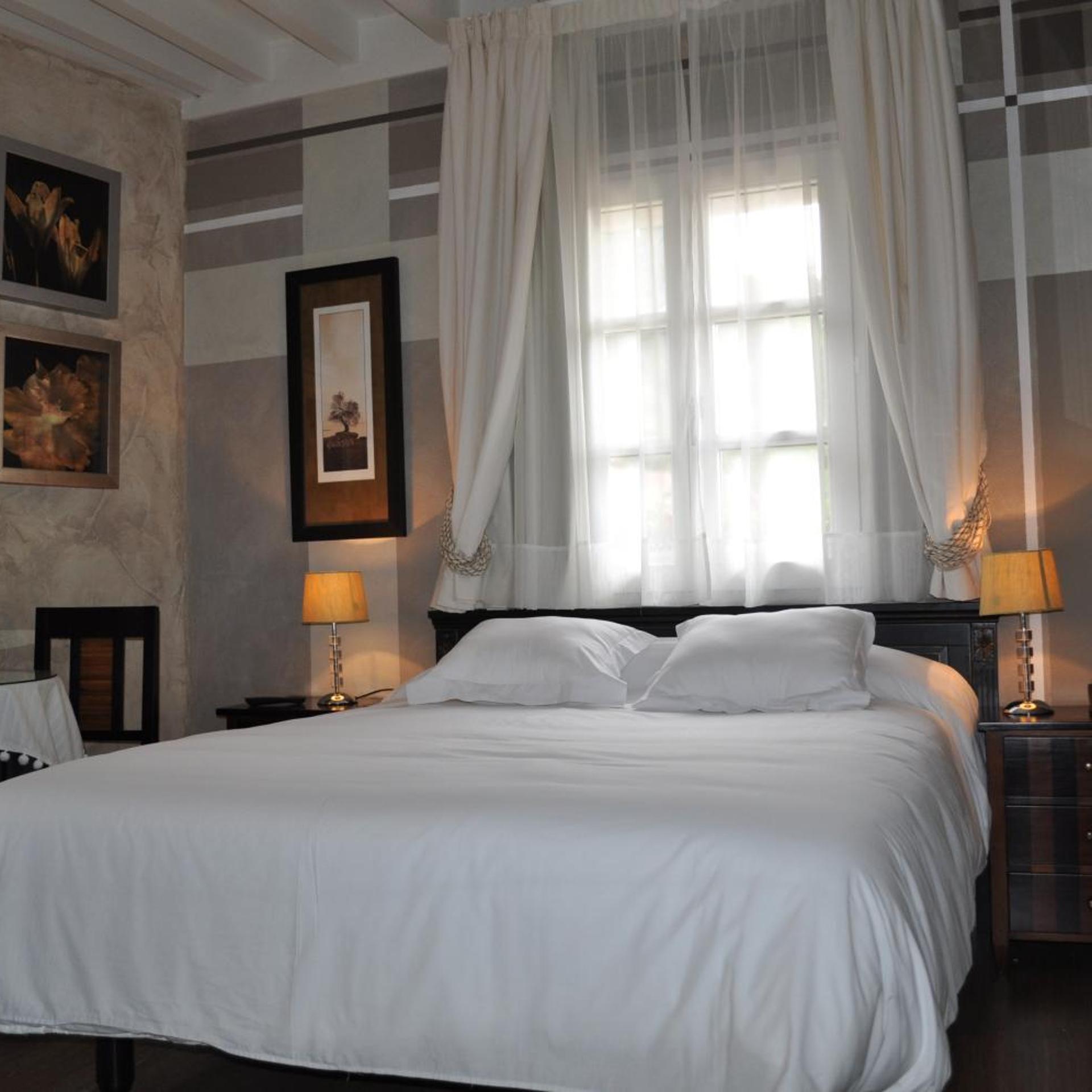 Room, Double Bed
