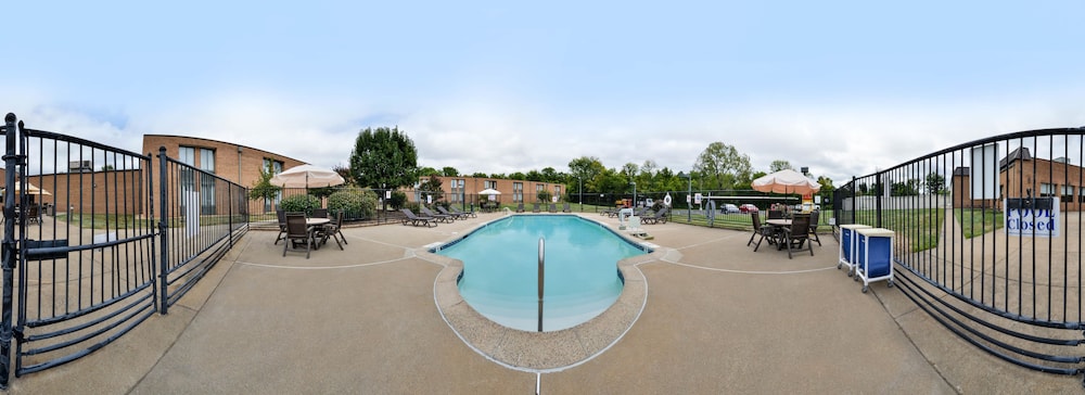 Best Western Leesburg Hotel & Conference Center 6/41