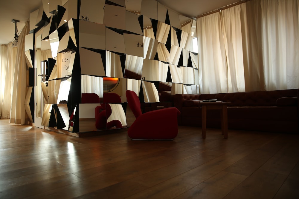 Hotel Drei Raben 52/61