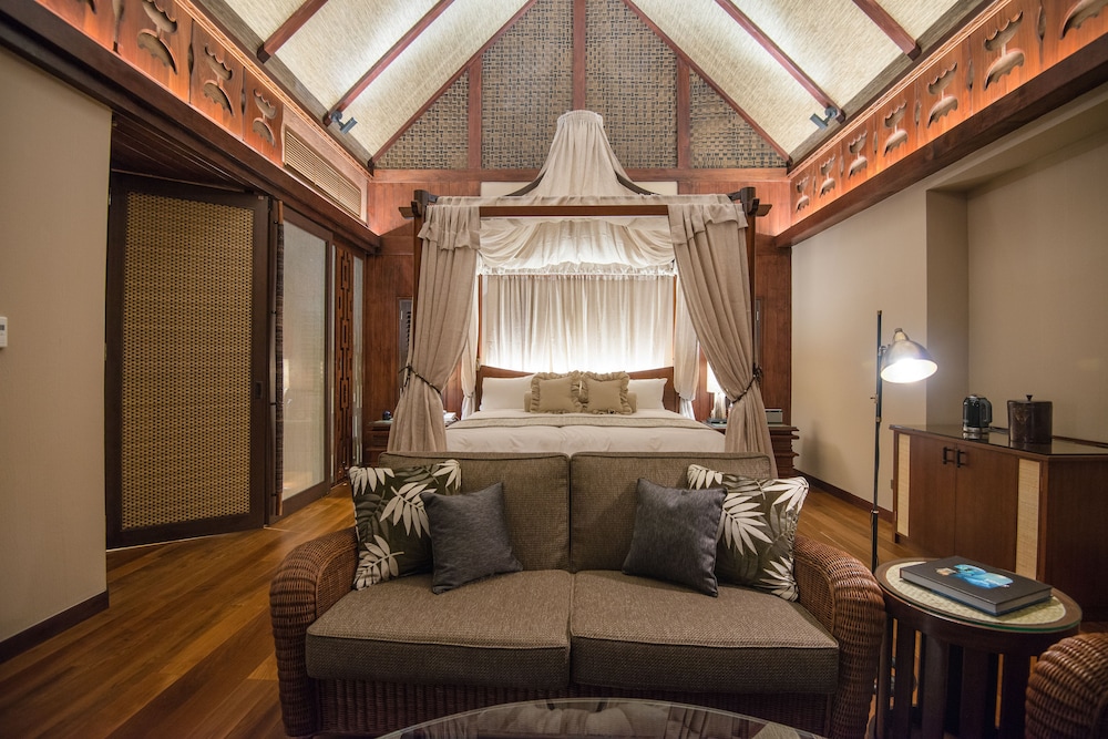 Palau Pacific Resort 13/38