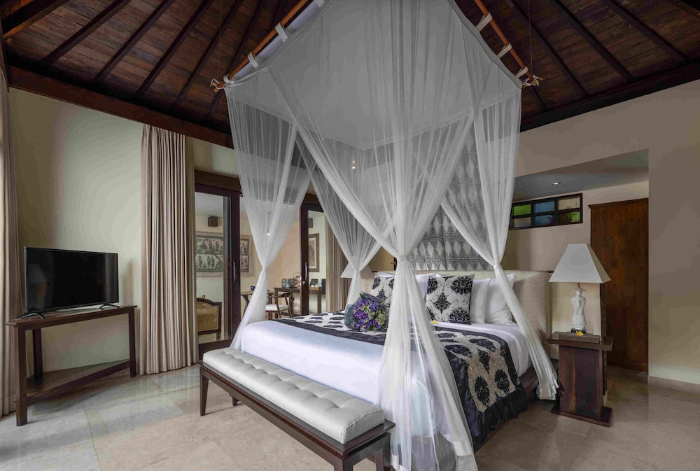 Valley Pool Villa