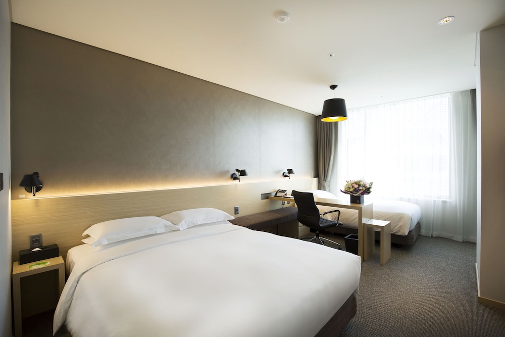Arirang Hill Hotel Dongdaemun 16/55