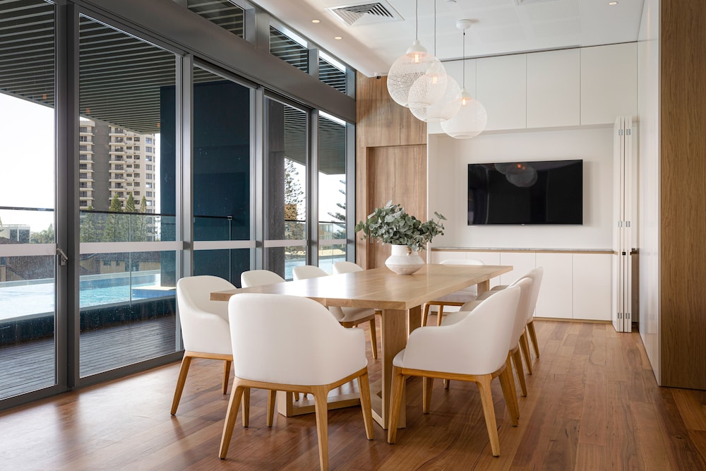 ULTIQA Signature at Broadbeach 41/50