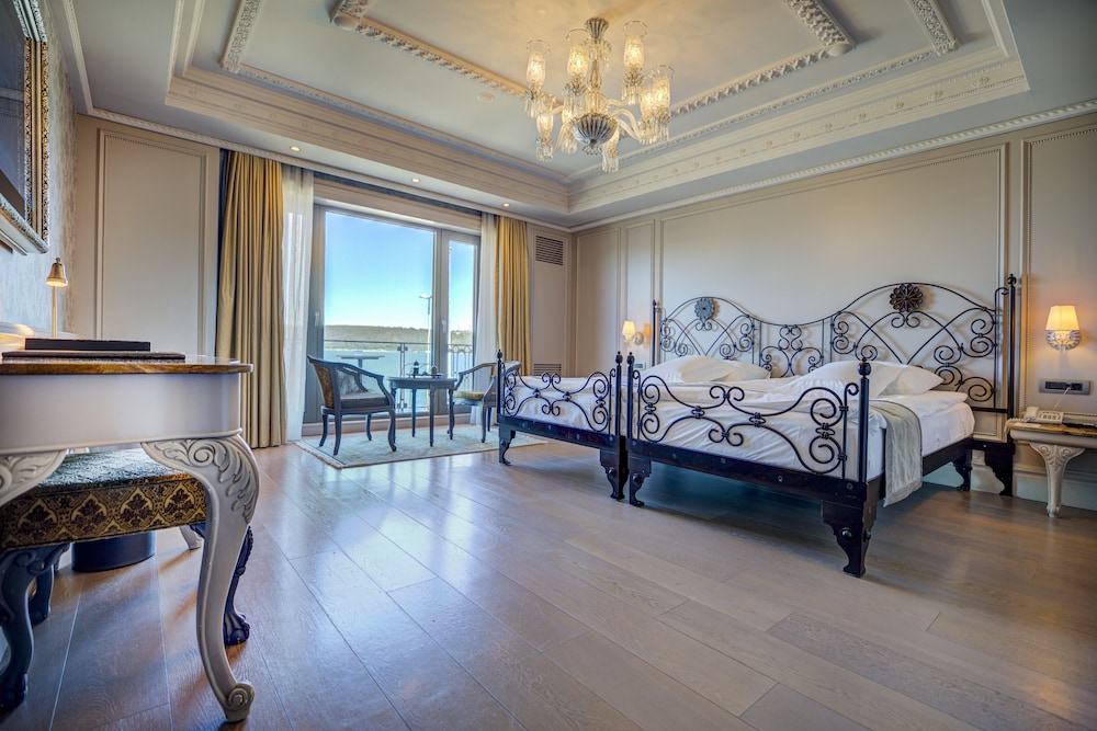 Mfb My Finest Bosphorus Hotel Tarabya 20/60