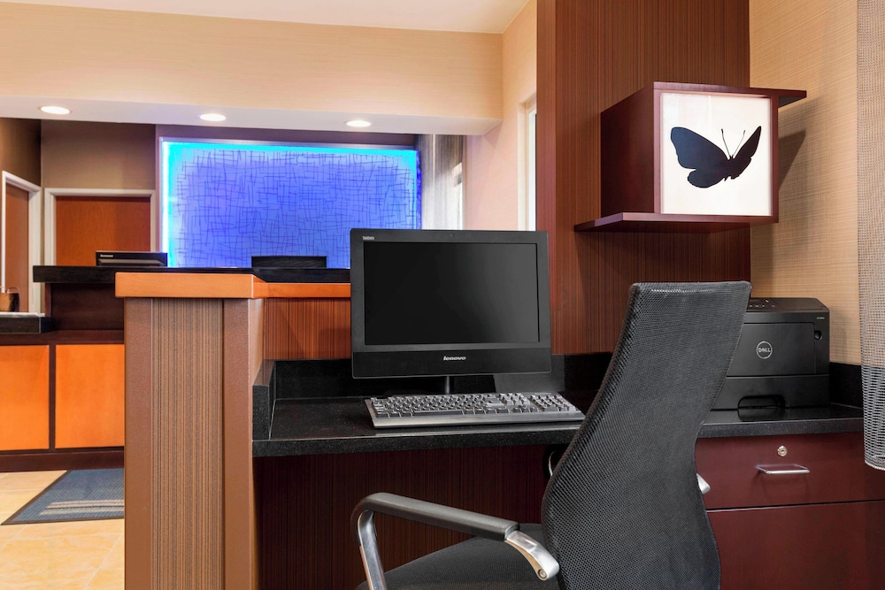 SureStay by Best Western Mount Pleasant Racine 47/61