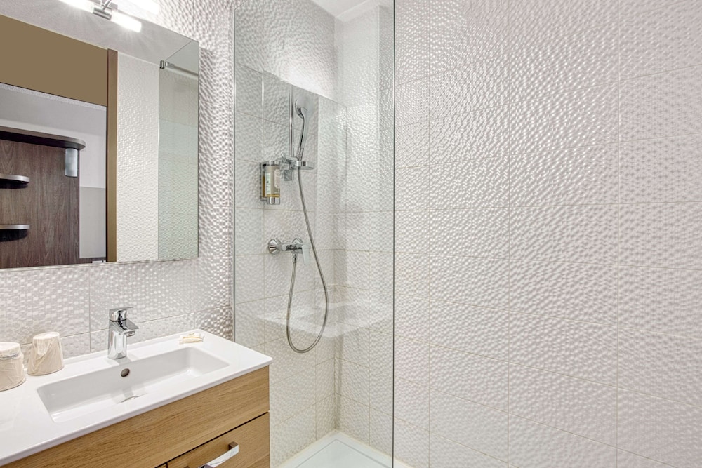 غرفة قياسية بسرير كوين، Best Western Portes d Aquitaine Agen Sud 7/10