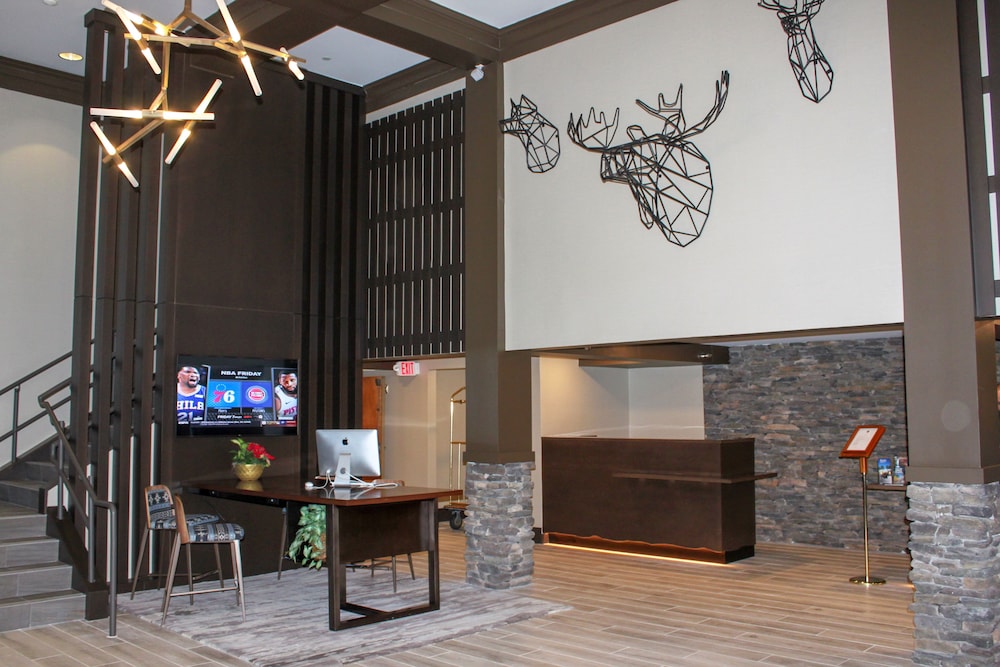 Delta Hotels by Marriott Burlington 22/42
