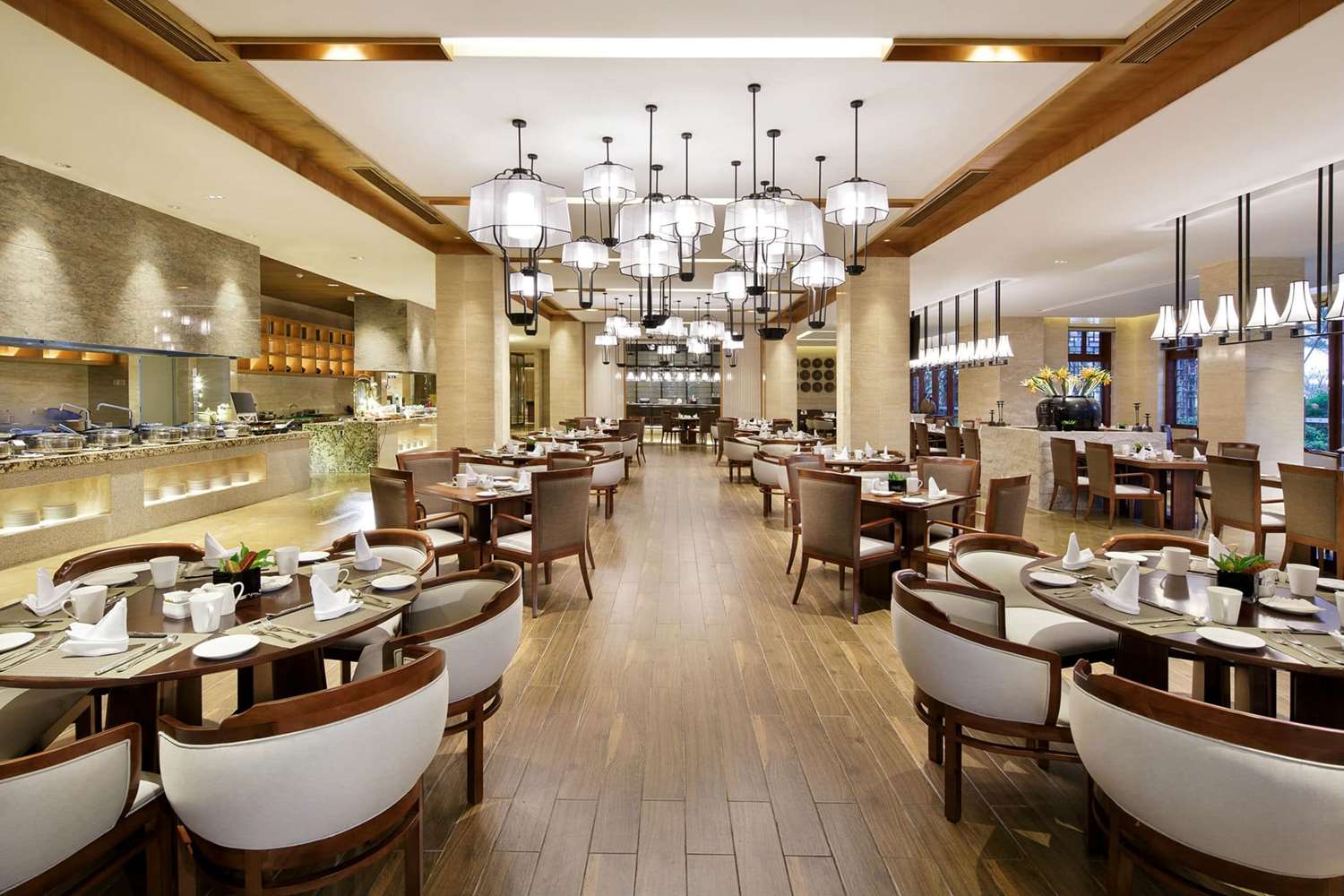 Wyndham Grand Plaza Royale Wenchang 5/7