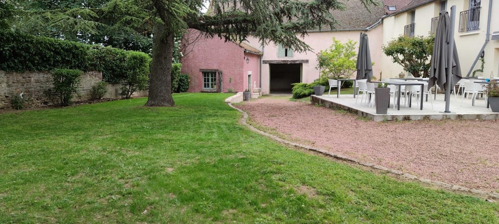 Hotellerie Du Val D'or 34/45
