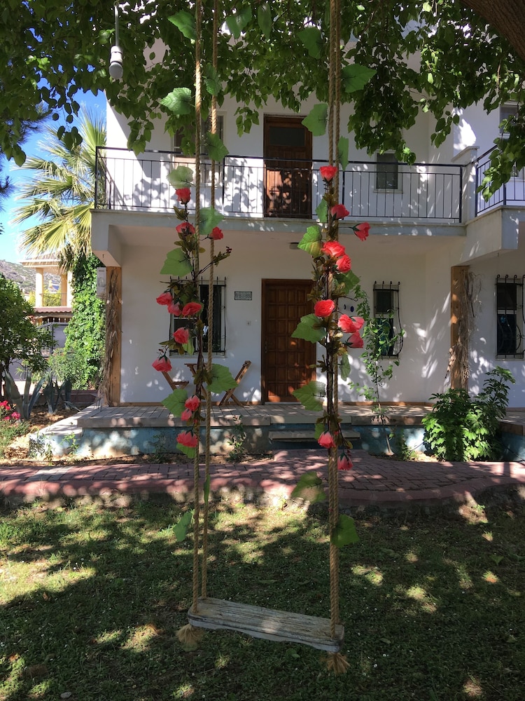 Mursel Pansiyon Garden Hotel 29/35
