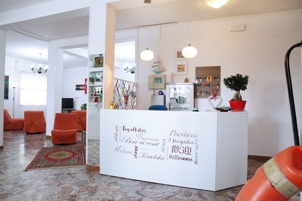 LAGOMAGGIO HOTEL 3/46