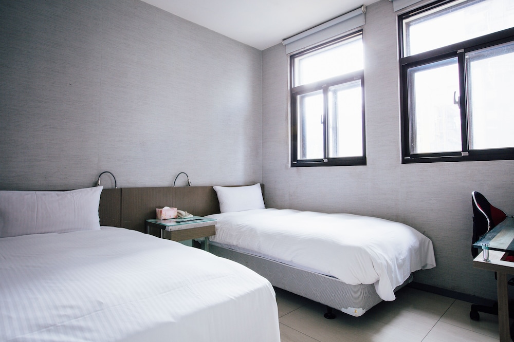 Chingjing Inn 7/58
