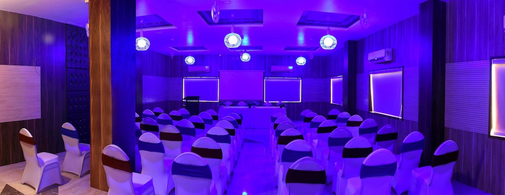 Regenta Inn The Dwarika 25/50