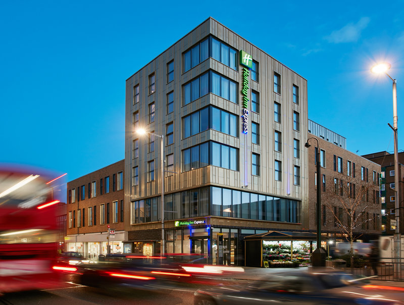 Holiday Inn Express London Ealing 5/34