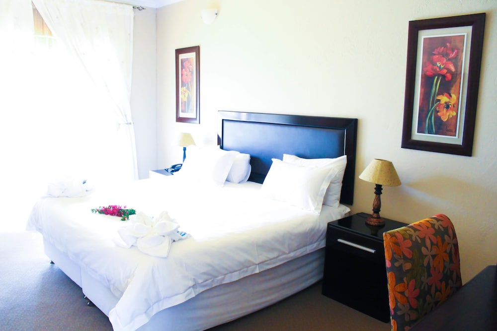 Zororo Lodge 1/29