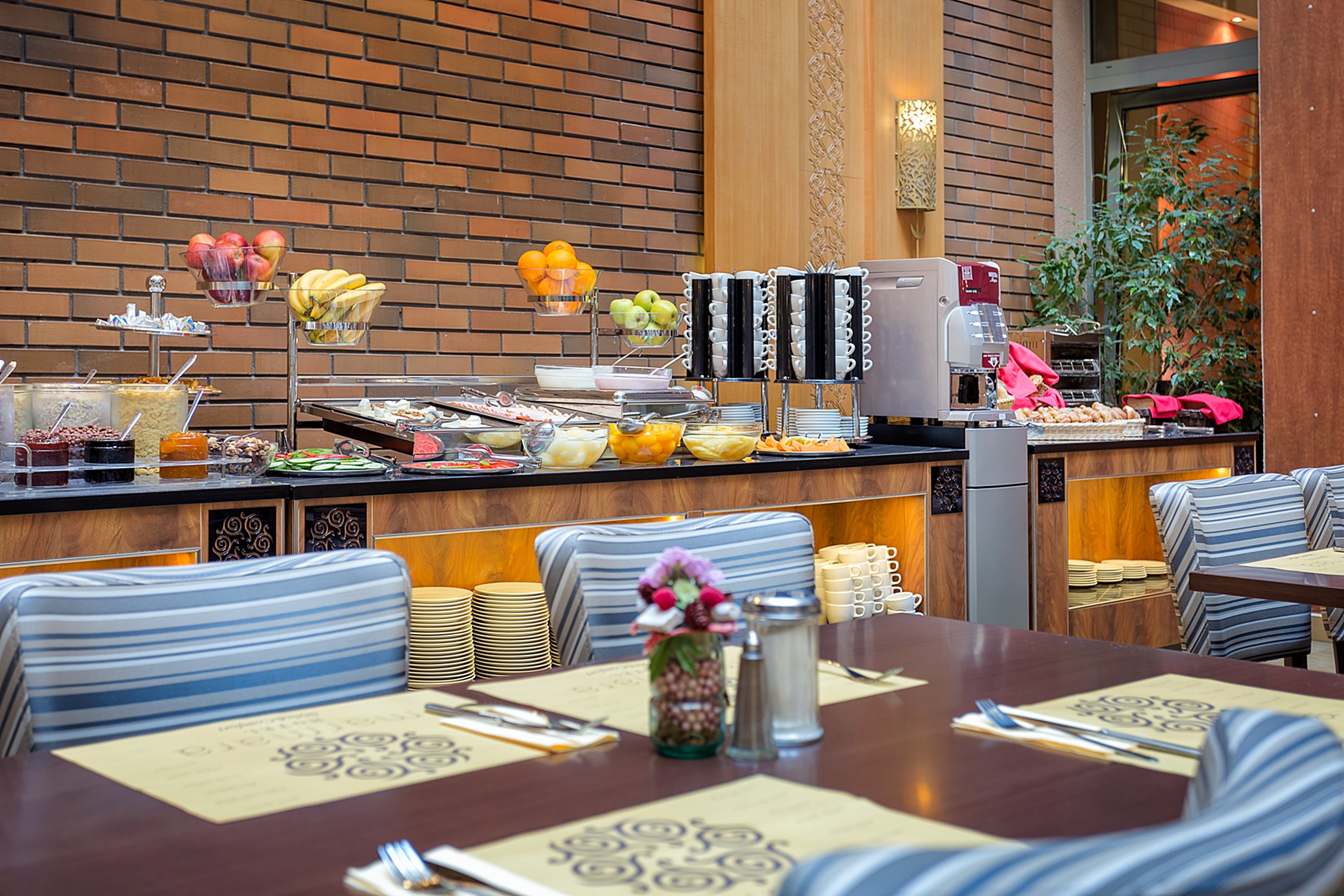 Marmara Hotel 34/46