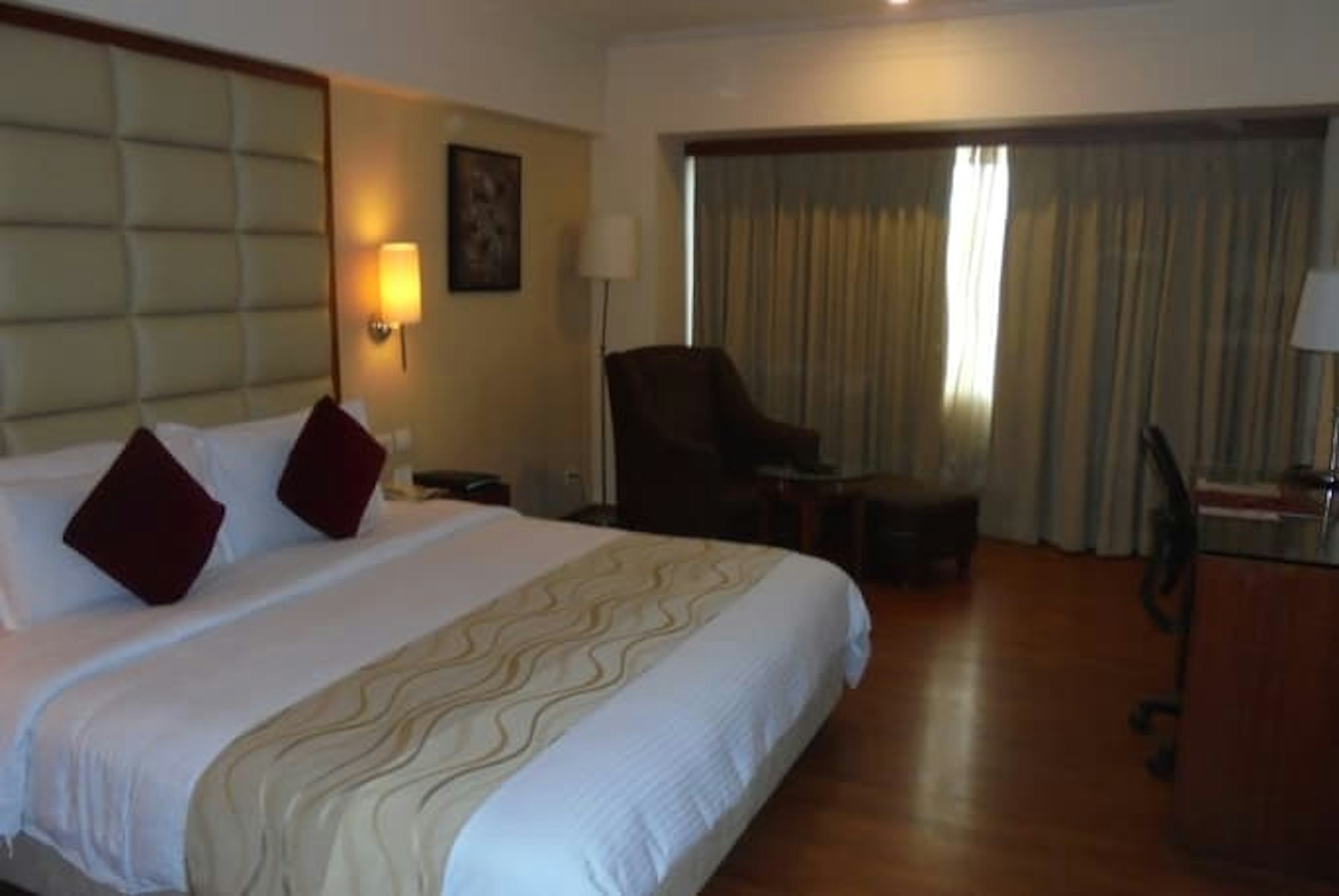 Lords Plaza Ankaleshwar 8/36