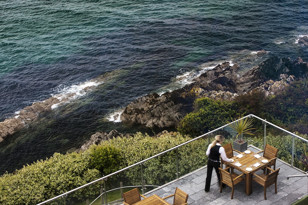 Cliff House Hotel 46/50
