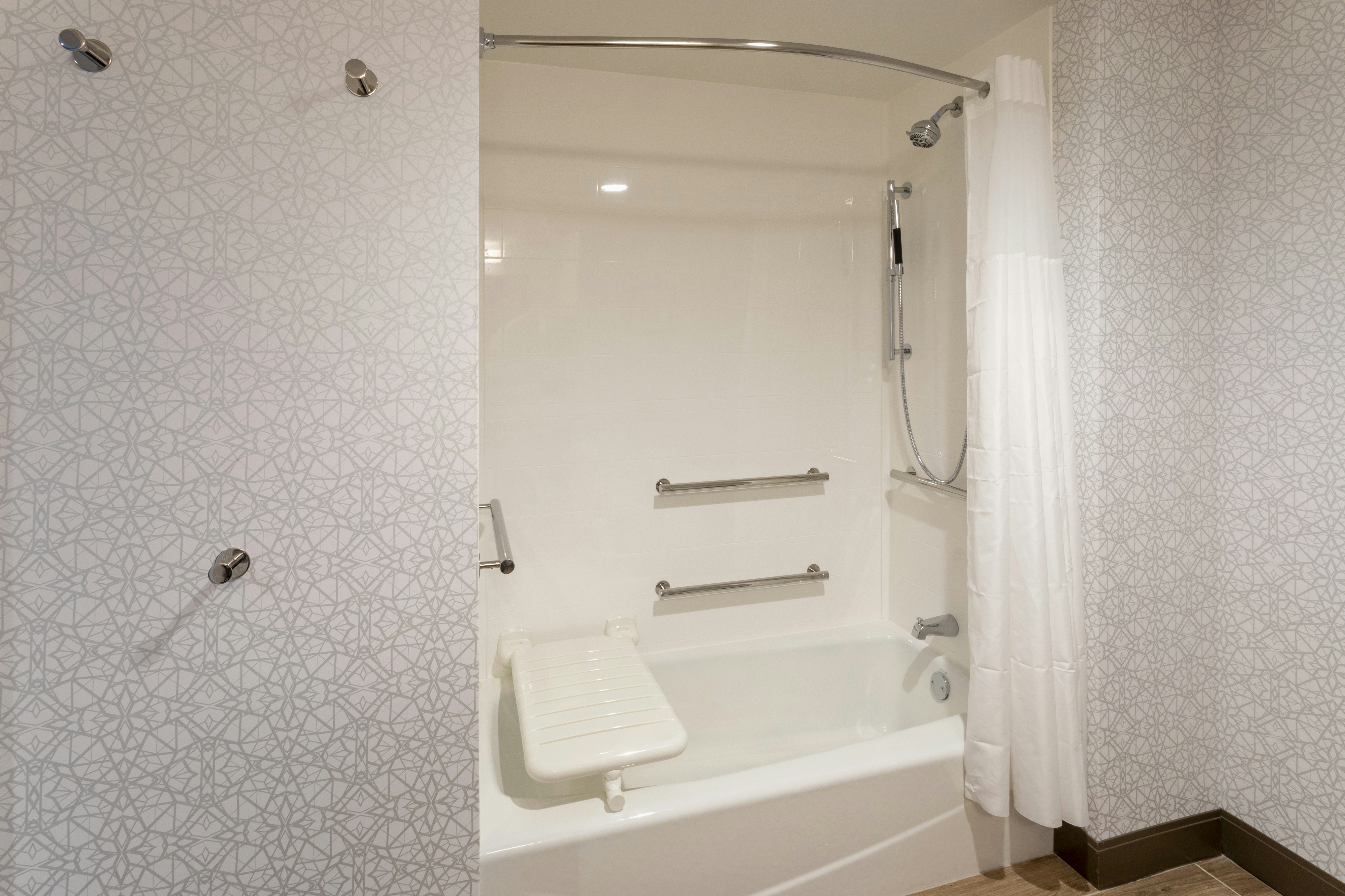 غرفة بسريرين كوين لذوي الإعاقة، Hampton Inn Eden Prairie Minneapolis Mn 2/2
