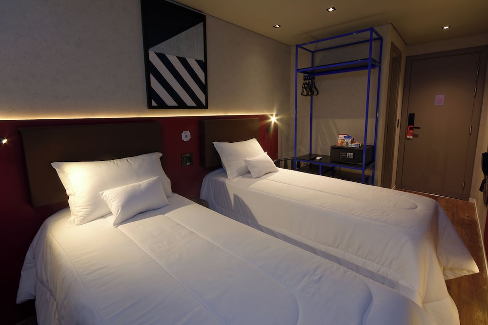 SUPERIOR, TWIN BEDS