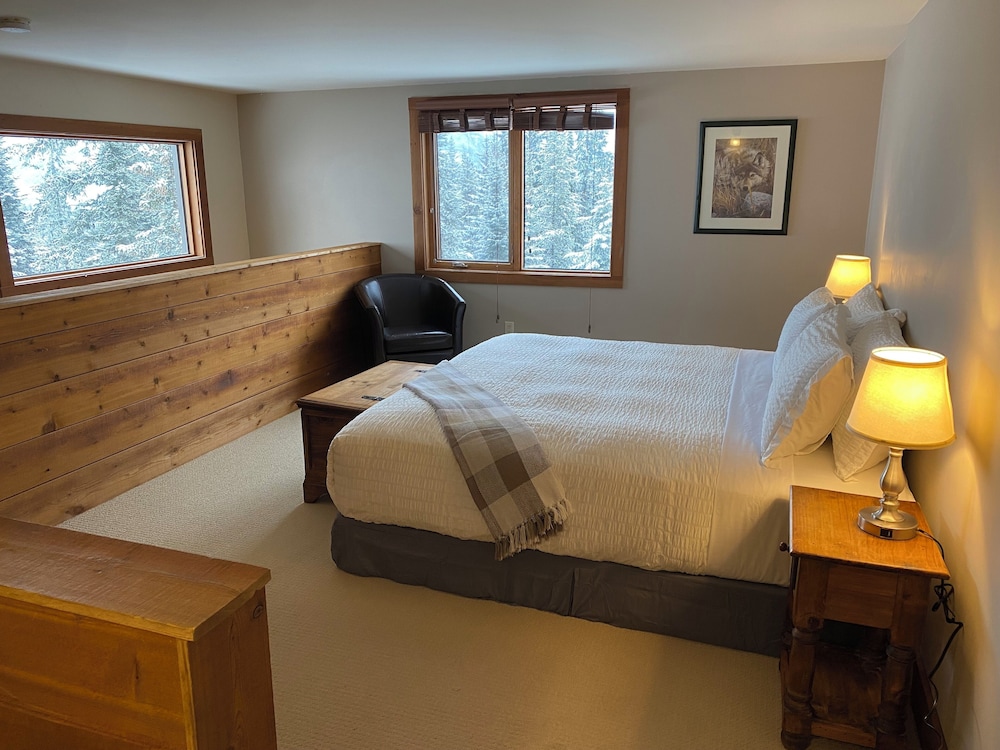 Winston Lodge 27/50