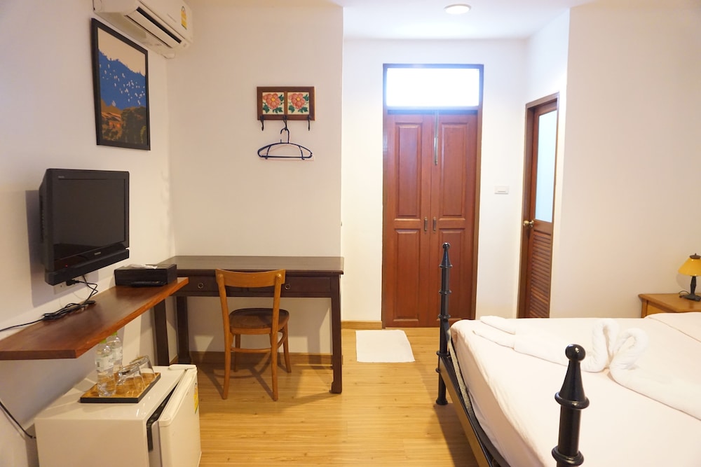 Sri Chiangkhan Hotel 16/44