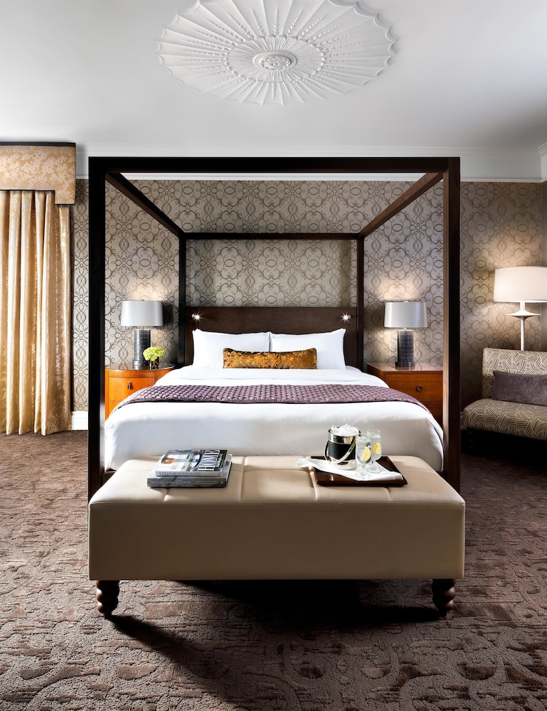 1 Bedroom, Heritage, Suite, King Bed, City or Courtyard View