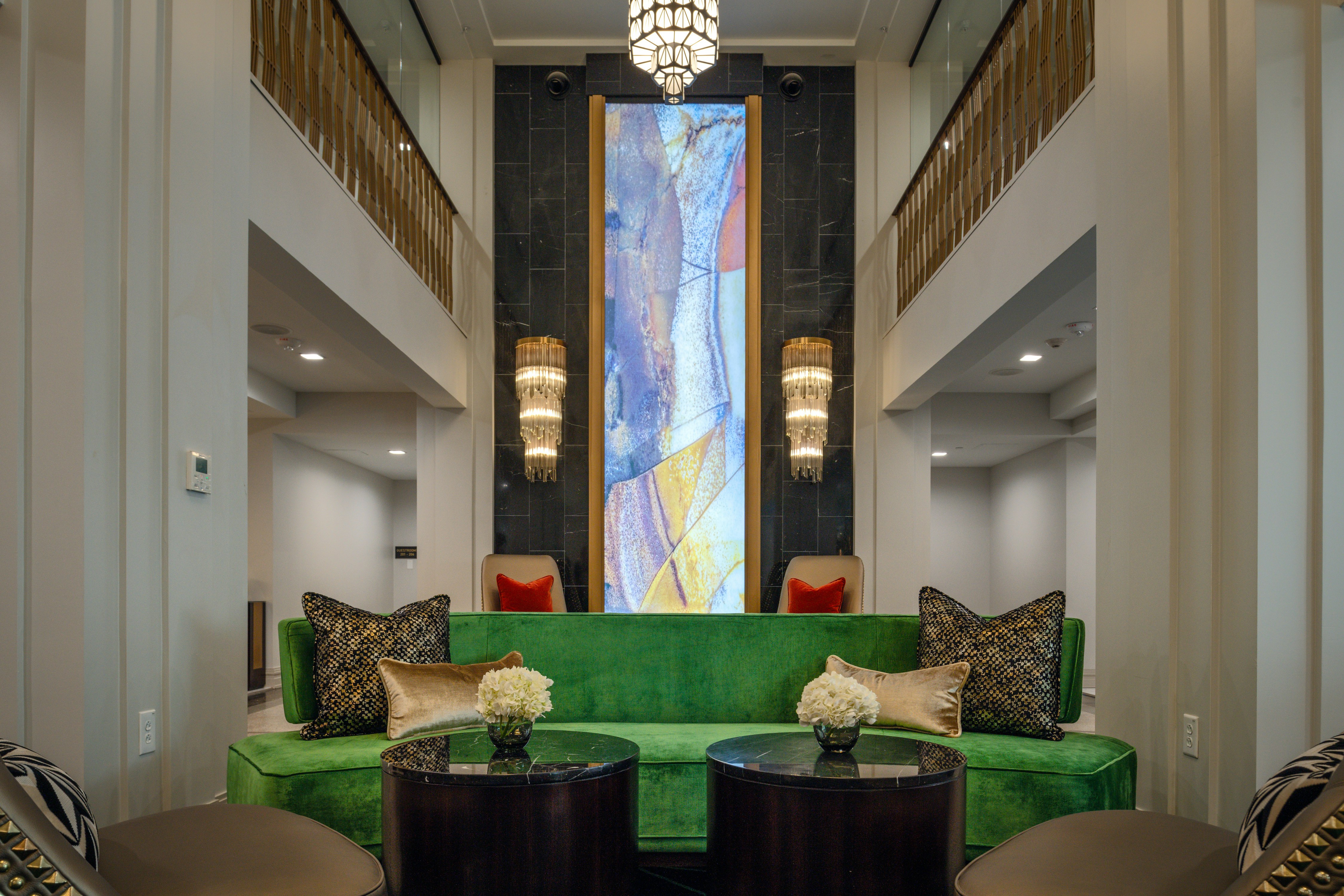 Tulsa Club Hotel Curio Collection By Hilton 58/89
