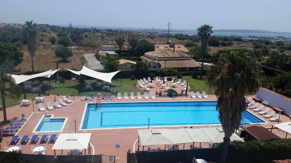 Hotel Relax 37/48