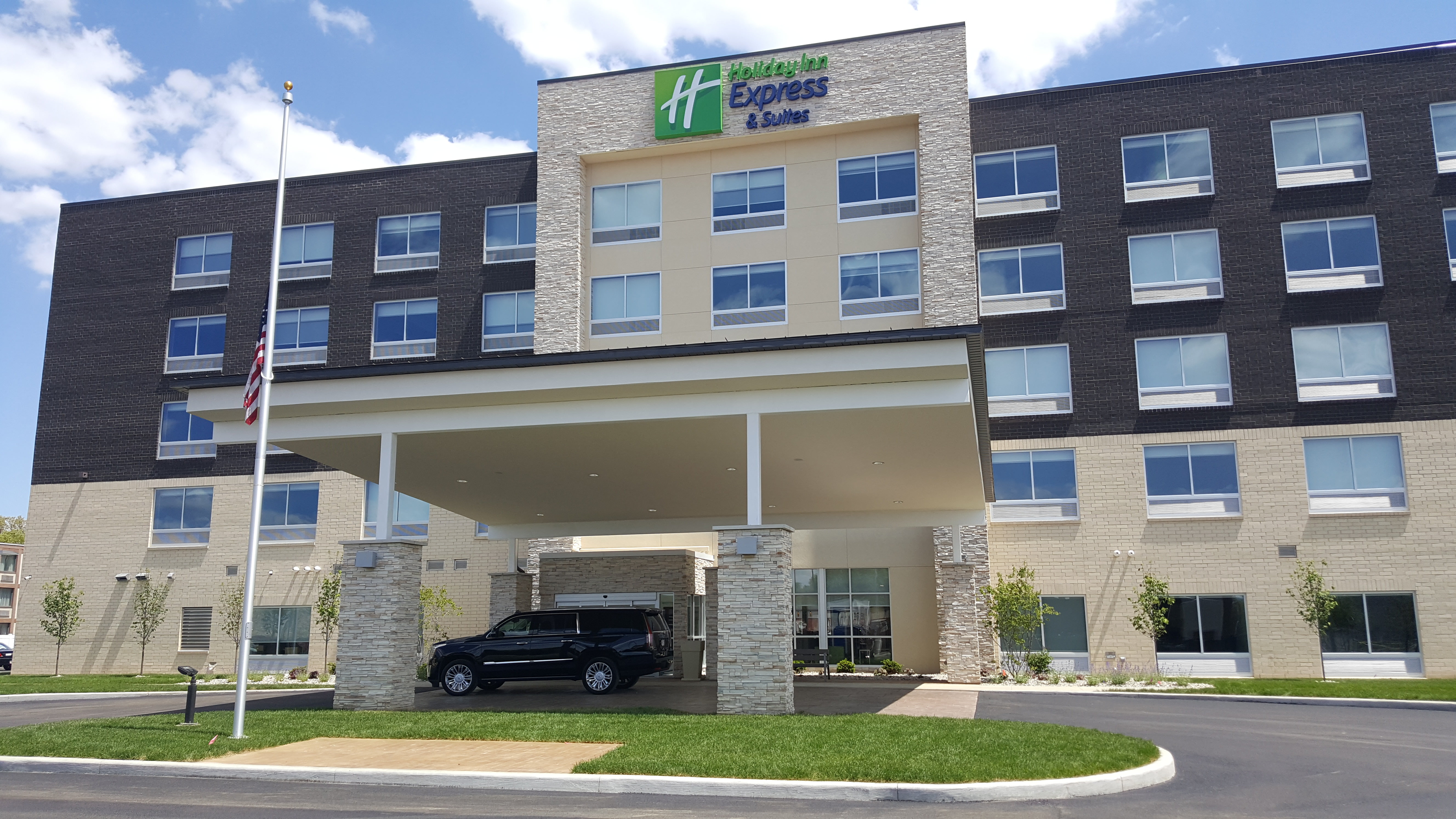 Holiday Inn Express Suites Toledo West 7/54