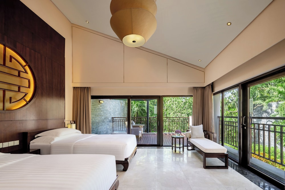 BANYAN TREE SANYA 16/50