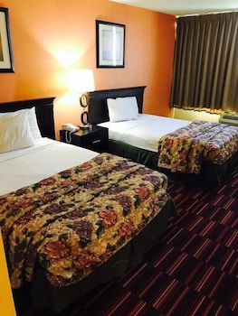 Ramada by Wyndham DFW Airport 11/39
