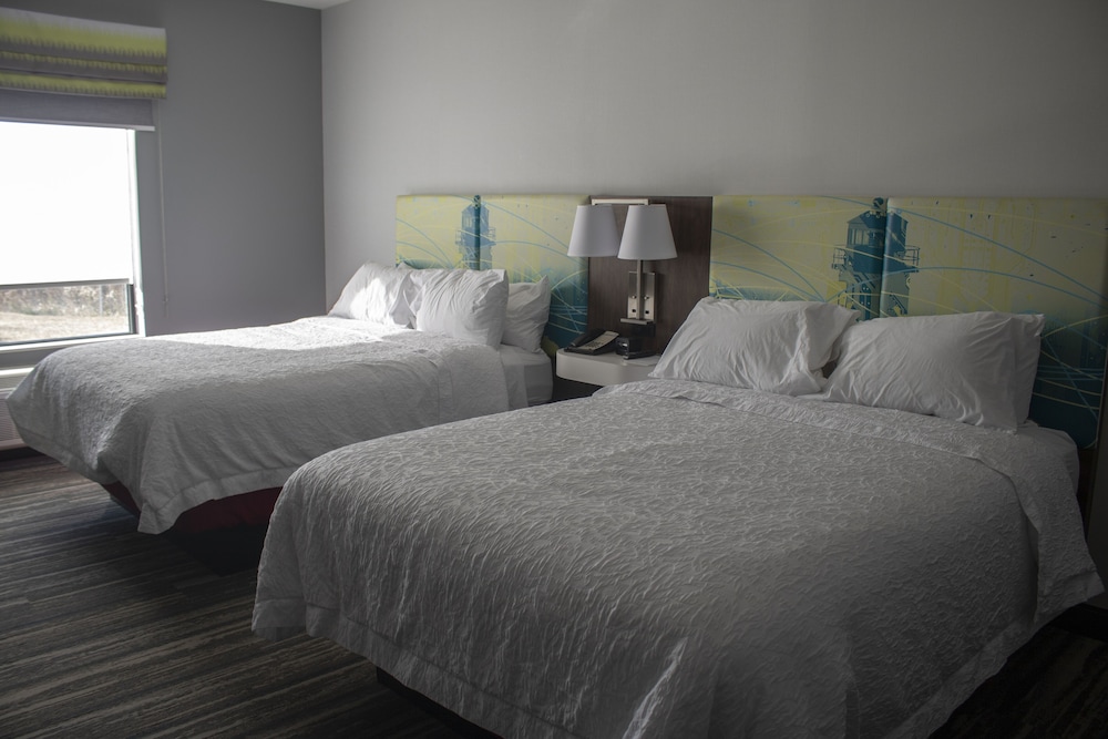 Hampton Inn Suites Portland Me 16/59