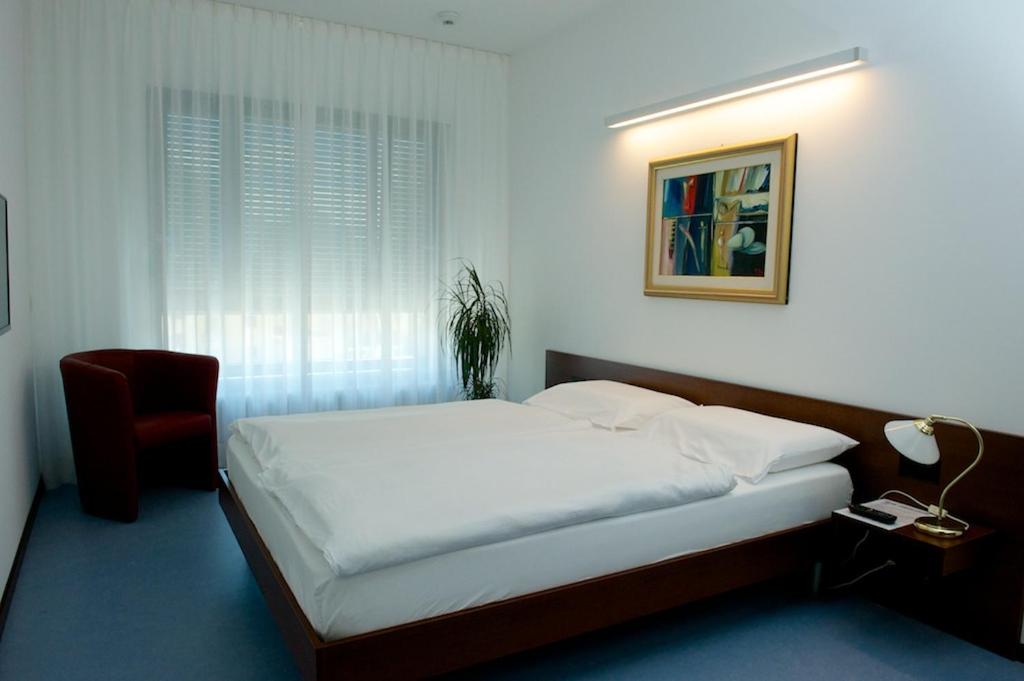 HOTEL CERESIO 20/54