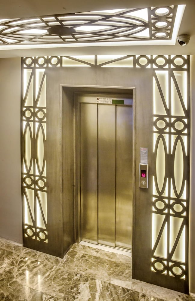 Cadence Design Hotel 10/22