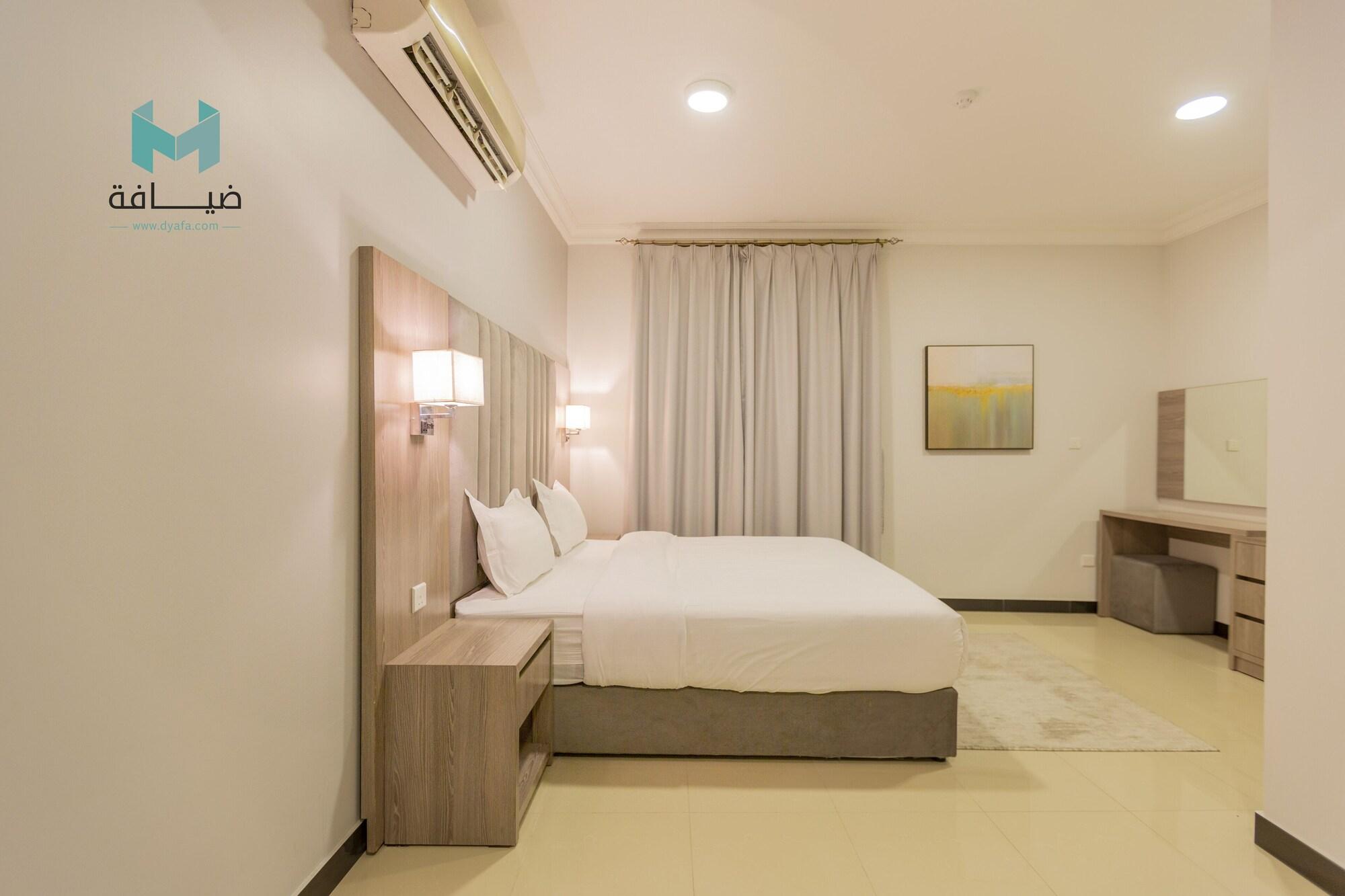 إطلالة الشرفة ٣(Terrace View 3 - Serviced Apartments) 12/25