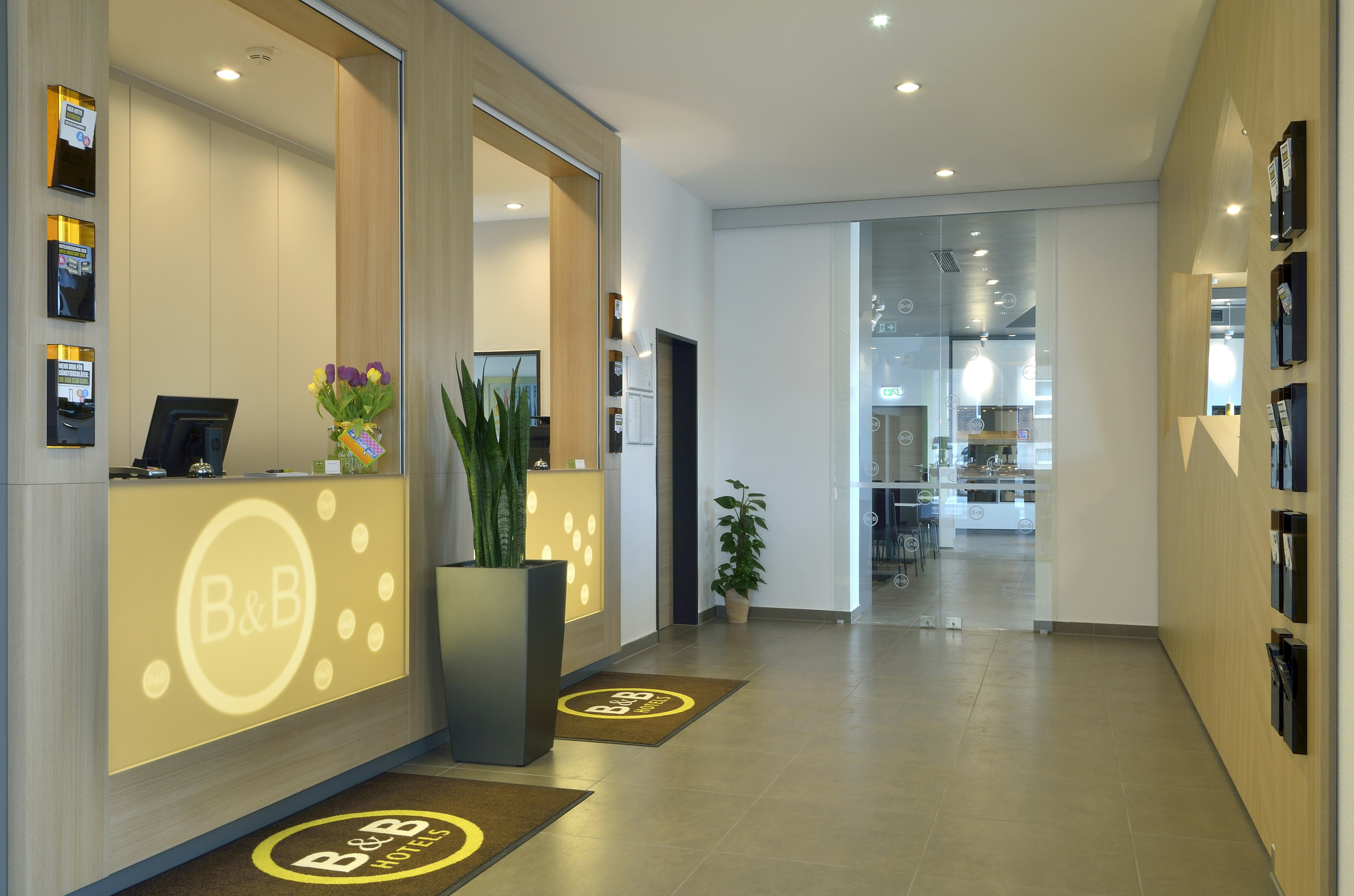 B&B HOTEL Duisburg Hbf Sud 6/25