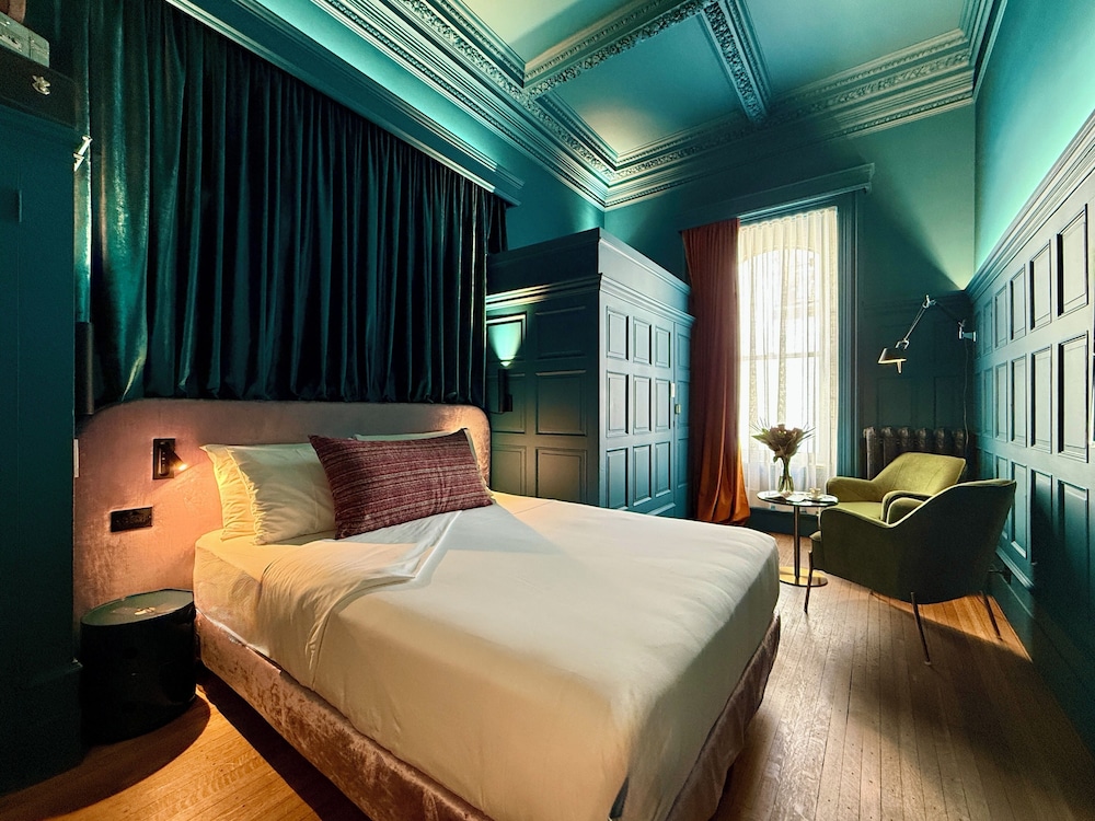Hotel Nomad Vieux Quebec 8/23