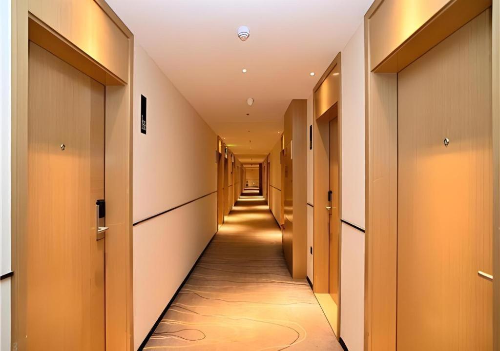 City Comfort Inn Kunming Nanping Wuyi Road Metro Station 8/44