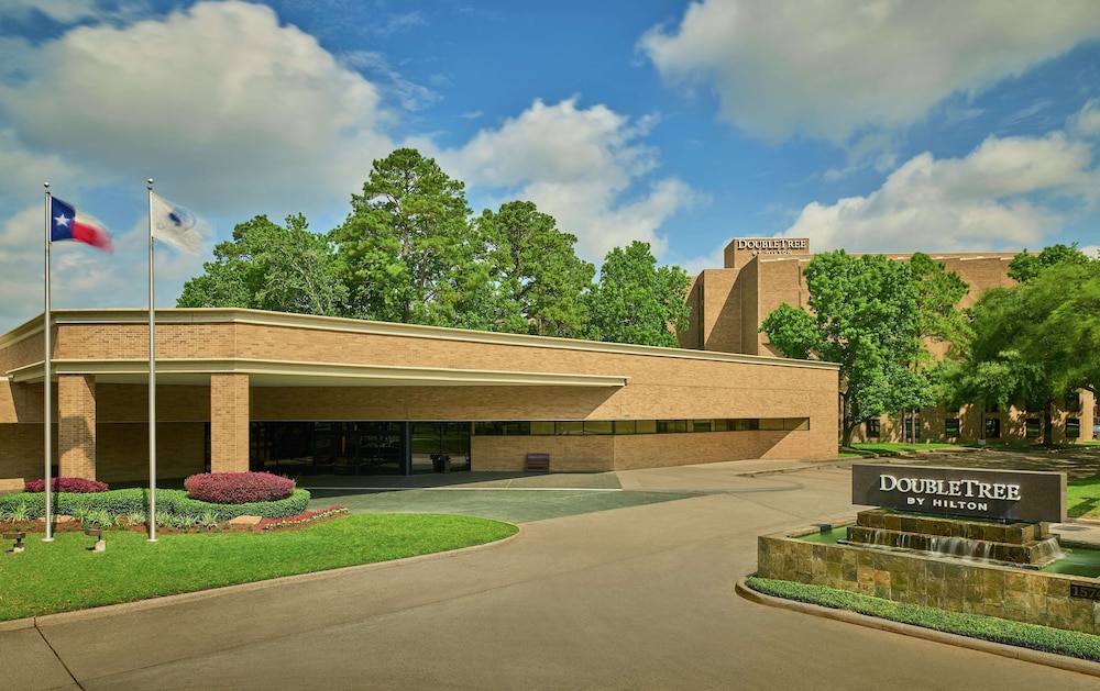 DoubleTree by Hilton Houston Intercontinental Airport photo3