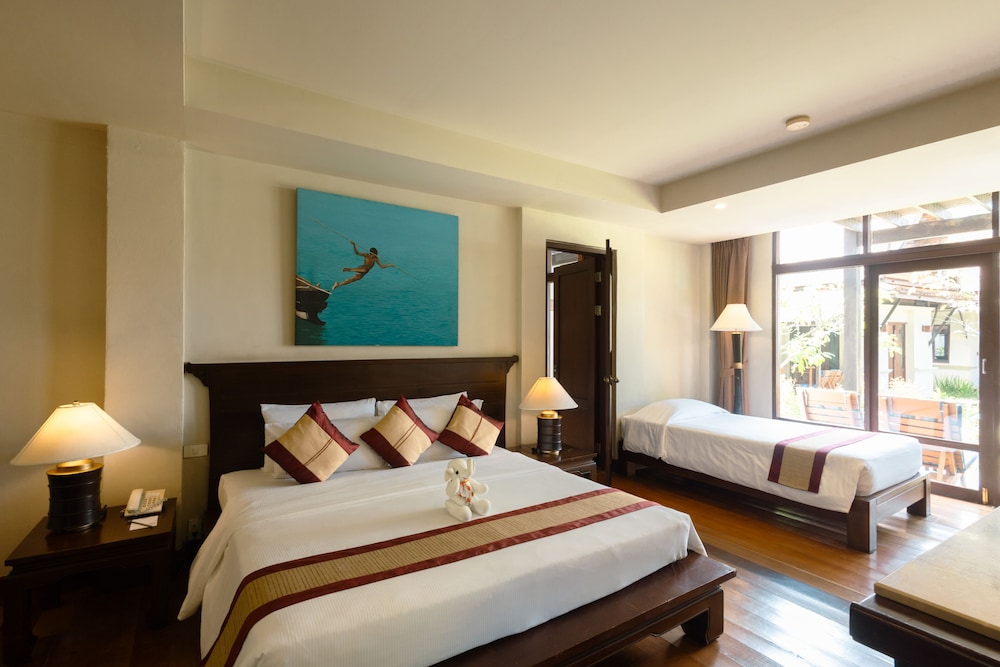 Khaolak Bhandari Resort and Spa 24/76