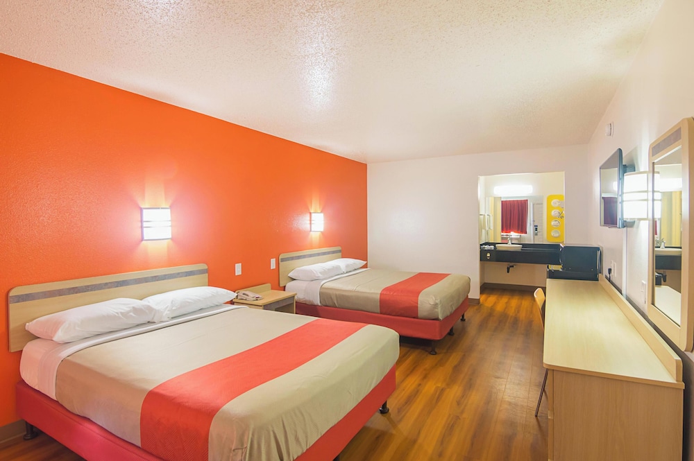 Rodeway Inn Mount Vernon, IL 4/32