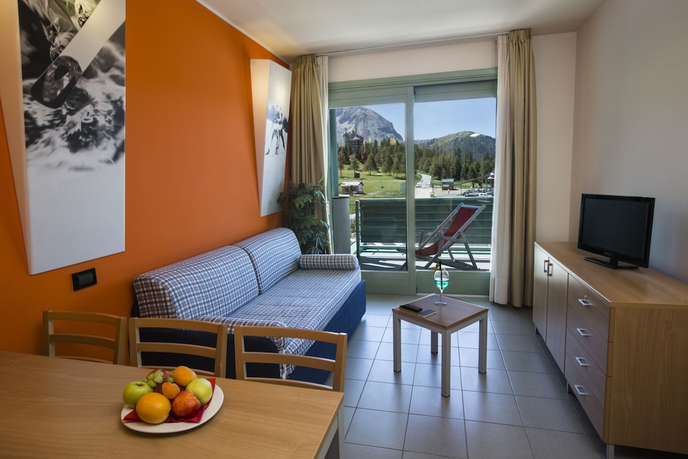 Villaggio Olimpico Apartments 33/50