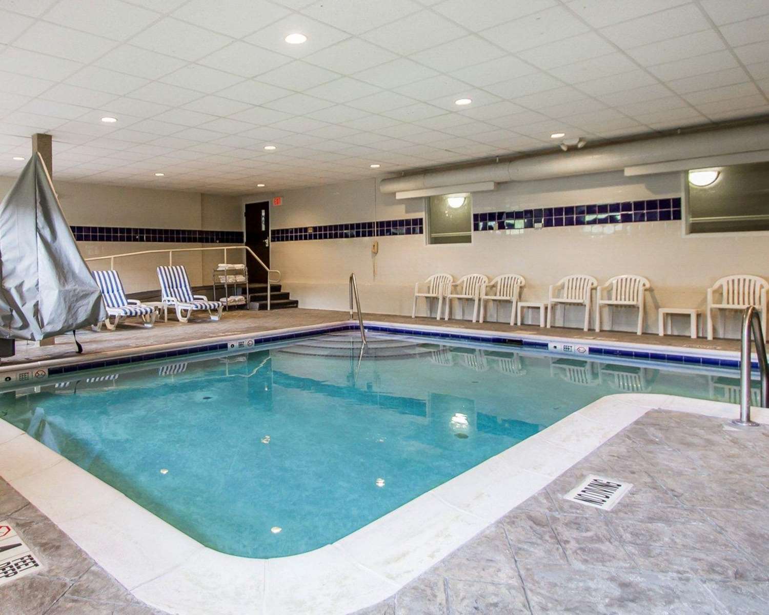 Sleep Inn & Suites Niantic North 24/36