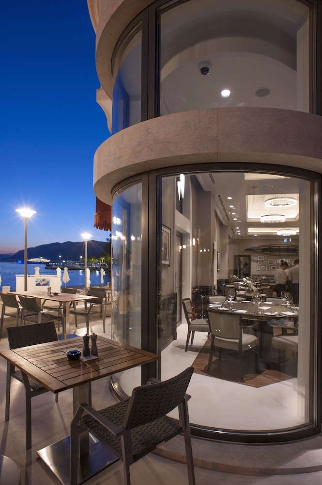 Boutique Hotel La Roche 34/50