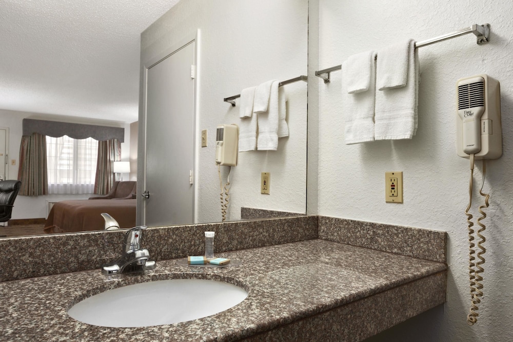 غرفة بسريرين كوين، Travelodge By Wyndham Killeen/Fort Hood 6/7