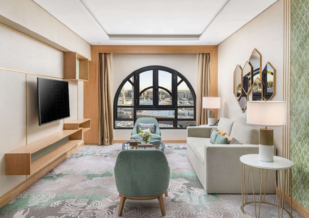 Makarem Haram View Suites 28/38