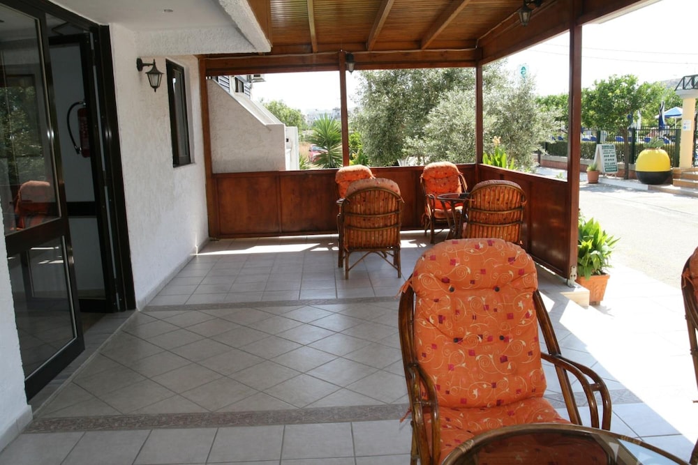 Andavis Hotel - Adults Only 11/50