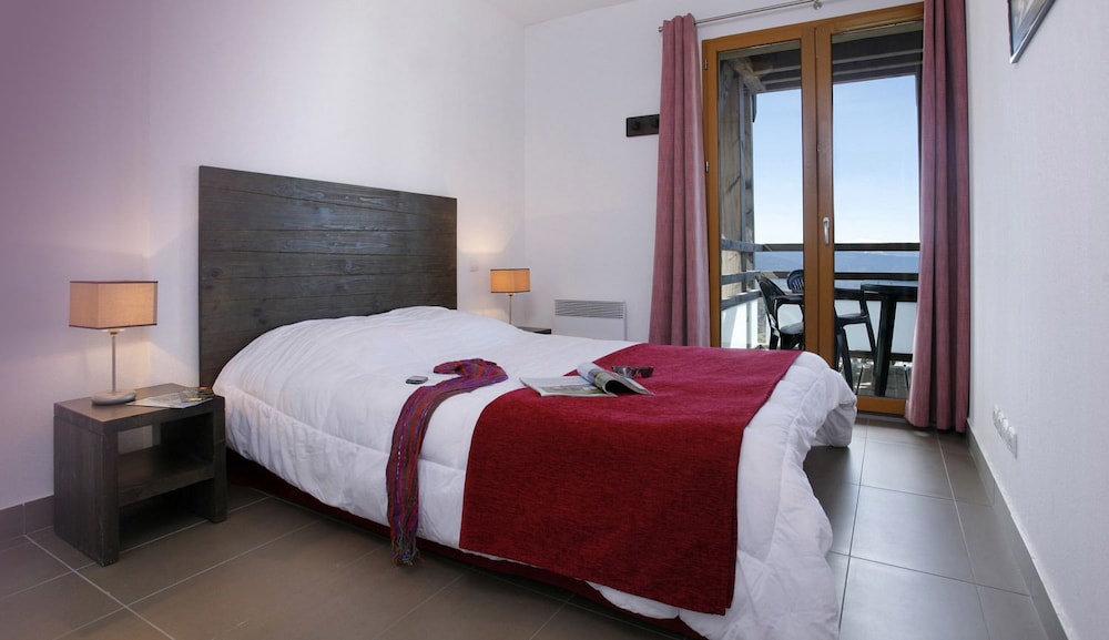 3 Bedrooms, Premium, Apartment, 2 Double and Twin Beds, Sofa